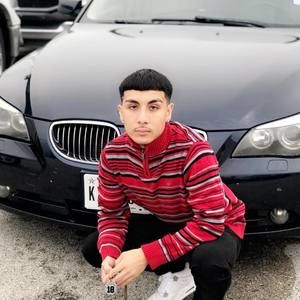 Meet your Posher, Christopher